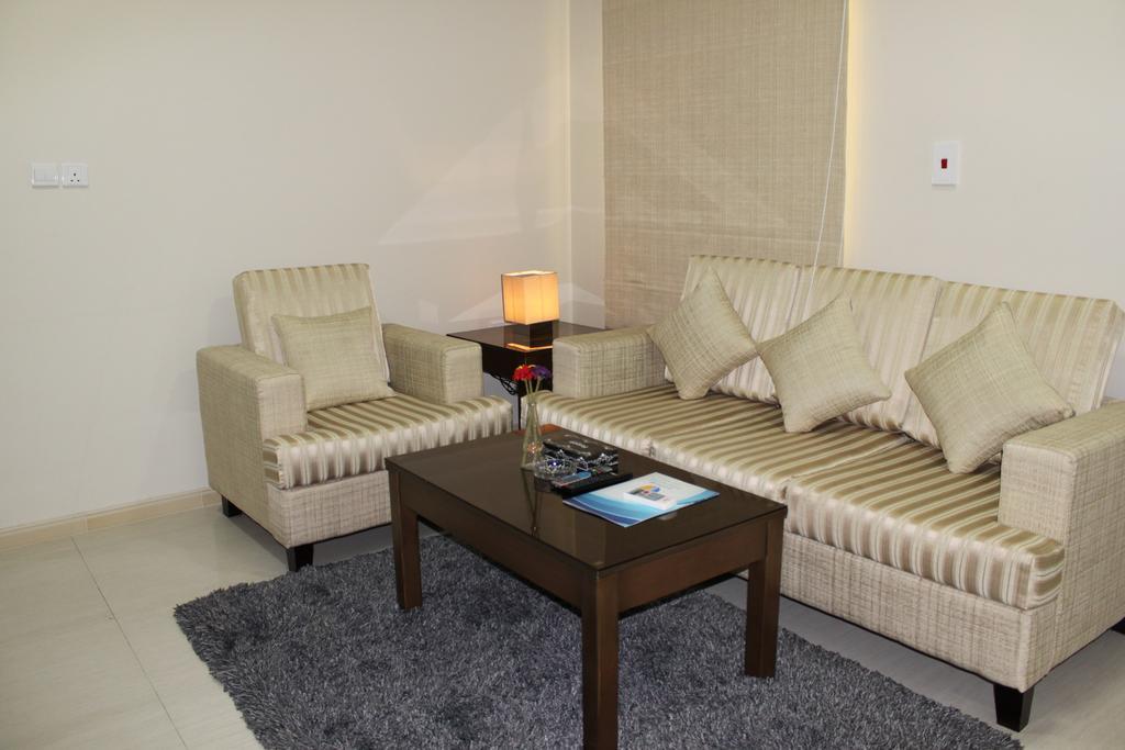 Plaza Home Эль-Хубар Экстерьер фото